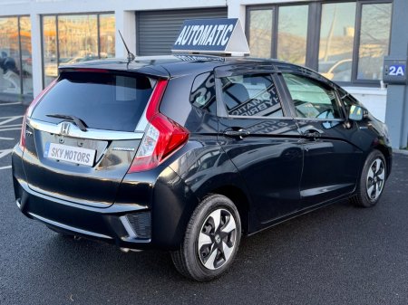 2016 Honda Fit  €11,450 thumbnail