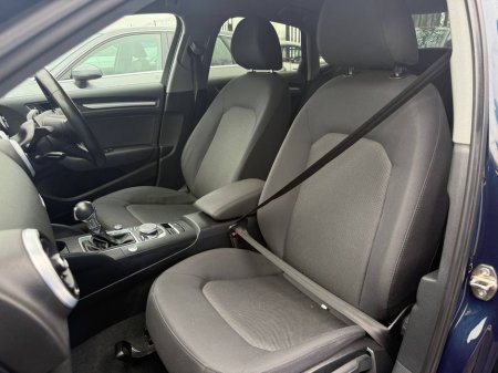 2017 Audi A3 - thumbnail 6