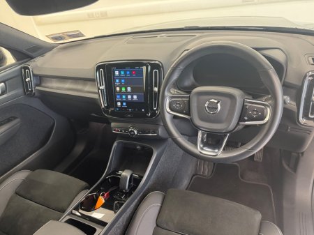 2022 Volvo XC40 BEV 231hp Plus €27,950 thumbnail