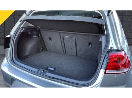 2016 Volkswagen Golf - thumbnail 23