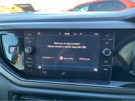 2019 Volkswagen Polo COMFORTLINE AUTOMATIC 1.0 PETROL //REVERSE CAMERA//CARPLAY//WIRELESS PHONE CHARGER// €14,950 thumbnail