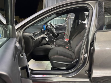 2021 Ford Focus 1.5 TDCi 120PS ST-Line €18,950 thumbnail
