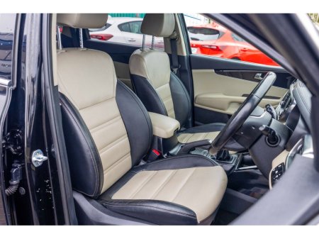 2018 Kia Sorento - thumbnail 24