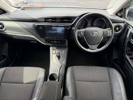 2017 Toyota Auris - thumbnail 12
