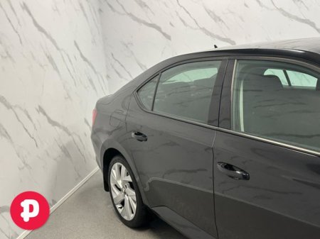 2019 Skoda Superb 1.6 TDI S 120PS 5DR Auto 5DR Auto €18,950 thumbnail