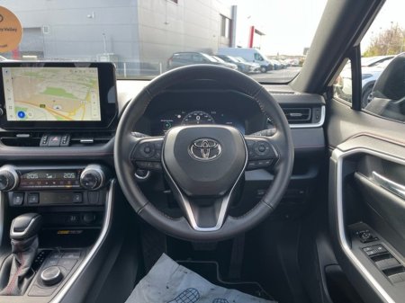 2025 Toyota Rav4 - thumbnail 9