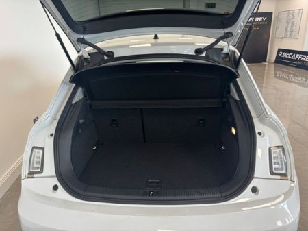 2016 Audi A1 1.0TFSI 95HP S Tronic SE €11,950 thumbnail