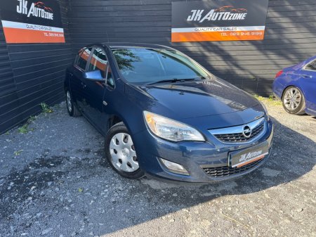 2012 Opel Astra for sale