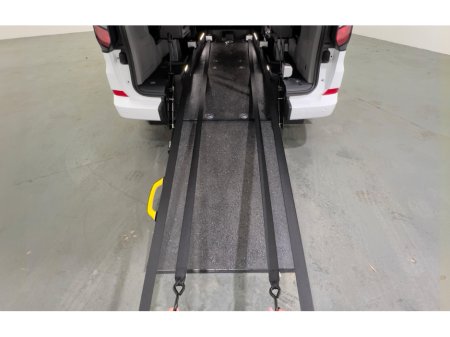 2026 Ford Tourneo Custom Titanium RE Twin - Mid Row (Private) thumbnail