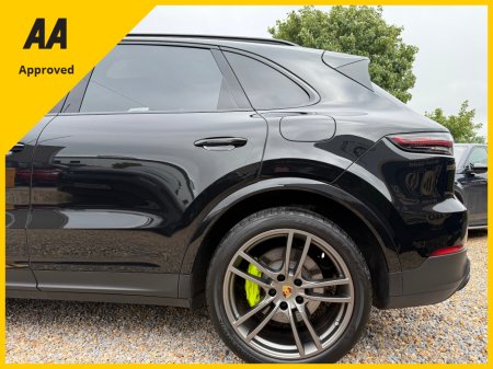 2023 Porsche Cayenne - thumbnail 48