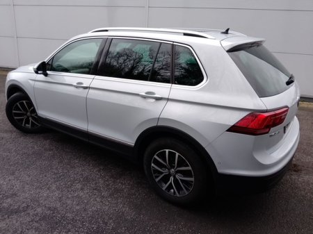2018 Volkswagen Tiguan 2.0 TDI 150HP Auto DSG Leather Interior Panoramic Sunroof €26,995 thumbnail
