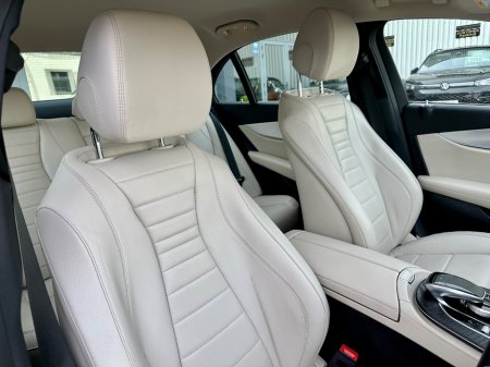 2019 Mercedes-Benz E Class - thumbnail 9