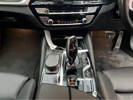 2021 BMW 5 Series - thumbnail 20