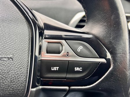 2017 Peugeot 3008 - thumbnail 15