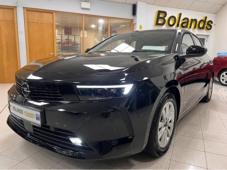 2024 Opel Astra *Only 2000Kms* Auto Diesel New Condition Nice Spec Apple Car Play Huge MPG One Owner www.bolands.ie Est.1955 €27,950 thumbnail