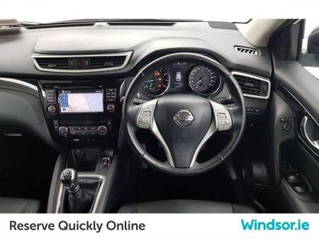 2017 Nissan Qashqai 1.2 PET SV PREMIUM €17,995