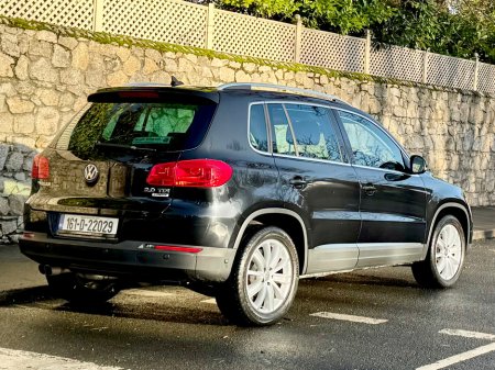 2016 Volkswagen Tiguan SPORT 2.0 TDI!!PANROOF!!LEATHER!! €16,900 thumbnail