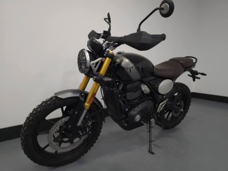 2024 Triumph Scrambler  €6,950 thumbnail