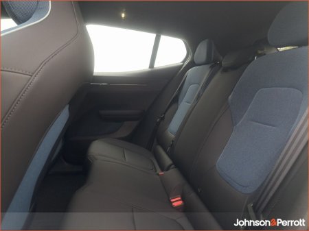 2024 Volvo EX30 Single Motor BEV 272hp Plus *VERY LOW MILEAGE* €34,900 thumbnail