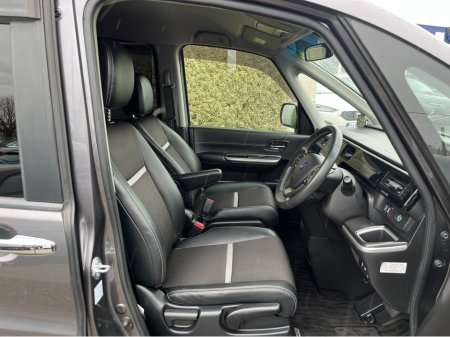 2019 Honda Stepwagon - thumbnail 13