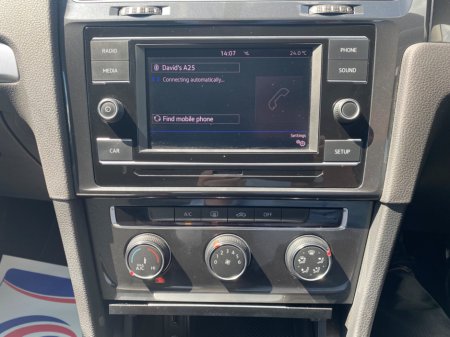 2019 Volkswagen Golf  €11,341 thumbnail