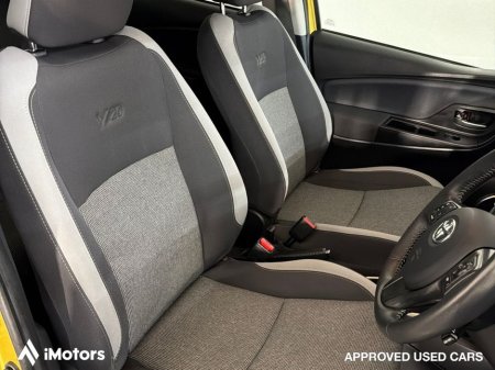 2019 Toyota Yaris HY Hybrid Y20 4DR Auto €13,900 thumbnail