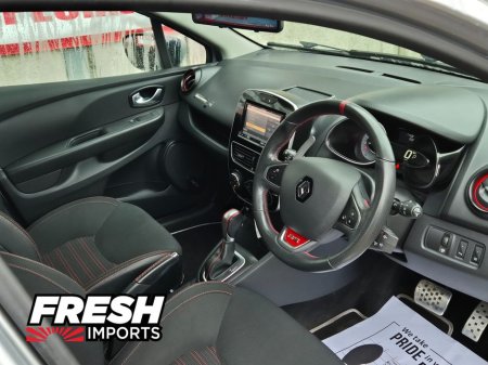 2017 Renault Clio TOP SPEC RS thumbnail