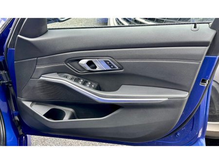 2021 BMW 3 Series - thumbnail 15