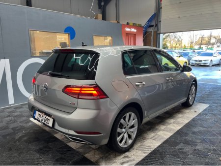 2017 Volkswagen Golf €17950! 2017 VOLKSWAGEN GOLF TSI HIGH LINE 1.4 AUTOMATIC / CRUISE CONTROL / REVERSE CAMERA / PADDLE SHIFTERS €17,950 thumbnail