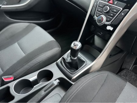 2016 Hyundai i30 1.4 PETROL CLASSIC 5DR thumbnail