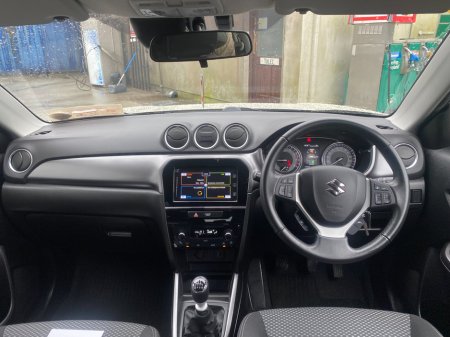 2023 Suzuki Vitara 1.4 Hybrid SZ4 MT €22,950 thumbnail