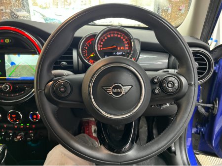 2019 MINI Cooper €19950 2019 MINI COOPER D 5DOORS 1.5 AUTOMATIC / CRUISE CONTROL / REVERSE CAMERA €19,950 thumbnail