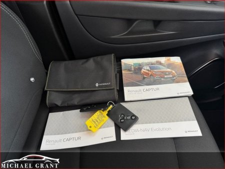 2018 Renault Captur - thumbnail 22