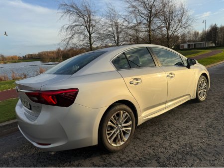 2015 Toyota Avensis 1.6 D LUNA 4DR €117,800 thumbnail