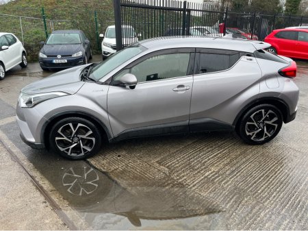 2017 Toyota C-HR 1.8 HYBRID AUTO LOW KM HIGH SPEC €17,450 thumbnail