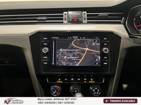 2020 Volkswagen Passat Volkswagen Passat SEL 1.6TDI Auto - 201 Reg €24,995 thumbnail