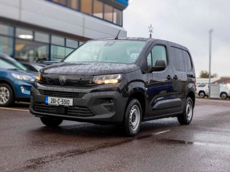 2026 Peugeot Partner 2026 - PRE REG OFFER - PARTNER PRO PLUS1.5 HDI 100 65 €22,750 thumbnail