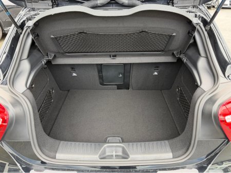 2016 Mercedes-Benz A Class (162) A180 1.6 PETROL AMG AUTO thumbnail