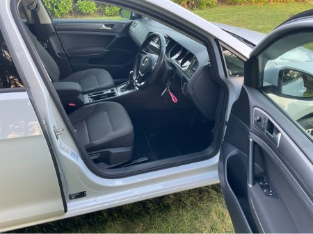 2018 Volkswagen Golf - thumbnail 19