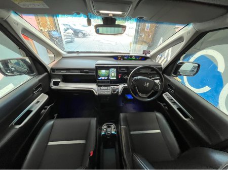 2020 Honda Stepwagon - thumbnail 17