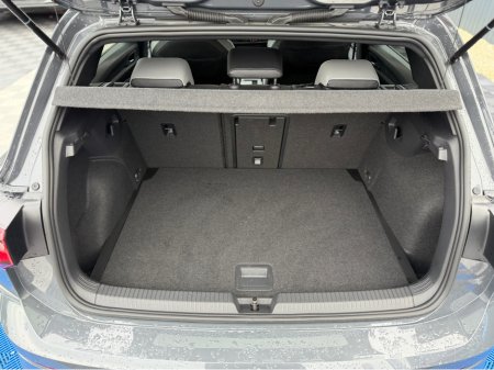 2022 Volkswagen Golf R-LINE - 2.0L DIESEL - AUTO - 12M WARRANTY - CAR:  1690 €32,950 thumbnail