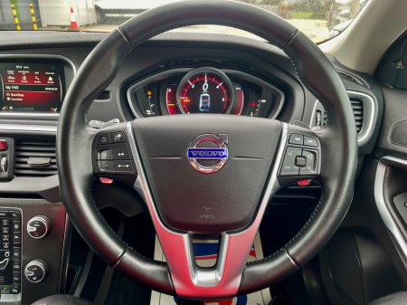 2016 Volvo V40 - thumbnail 27