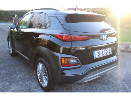 2020 Hyundai Kona KAUAI EXECUTIVE 5DR €17,995 thumbnail