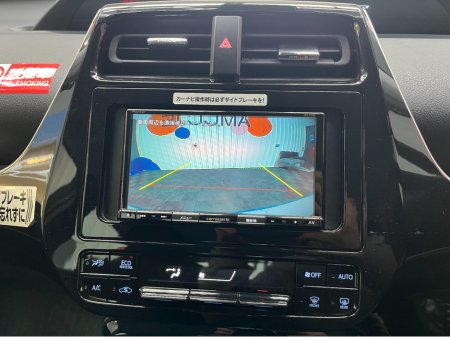 2022 Toyota Prius - thumbnail 19