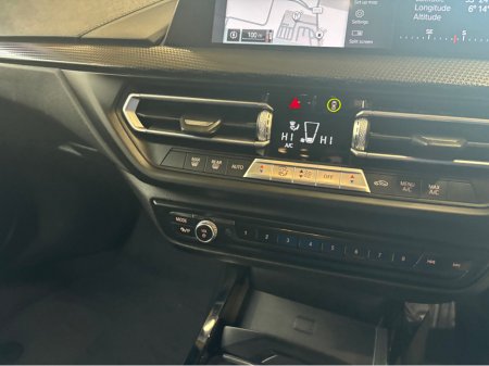 2021 BMW 1 Series 118I 1SSA 4DR AUTO I SPORT €21,999 thumbnail