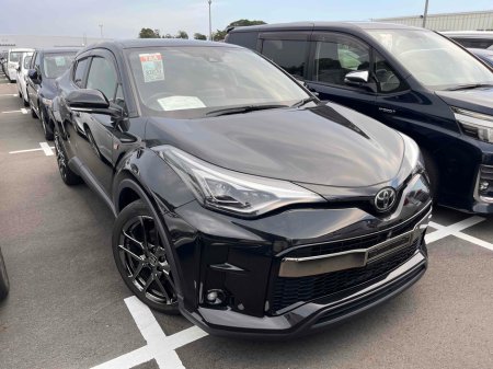 2022 Toyota C-HR GR SPORT AUTOMATIC HYBRID 1.8 PETROL //LOW MILES//HIGH SPEC//HEATED HALF LEATHER SEATS//360 PARKING SENSORS//KEYLESS ENTRY//ADAPTIVE CRUISE CONTROL// €29,950