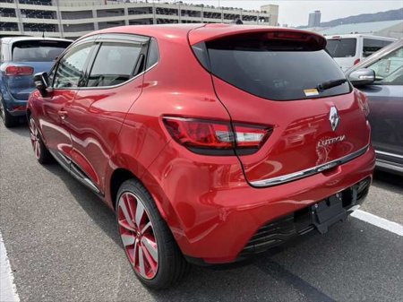 2014 Renault Clio - thumbnail 2