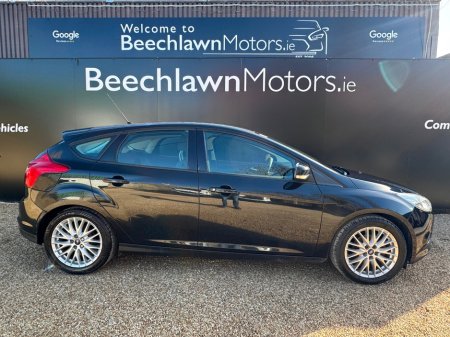 2012 Ford Focus - view 2