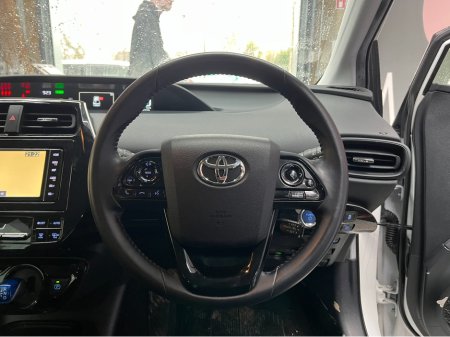 2021 Toyota Prius €20950 2021 TOYOTA PRIUS 1.8 AUTOMATIC / CRUISE CONTROL / 360° PARKING CAMERA AND MORE €20,950 thumbnail