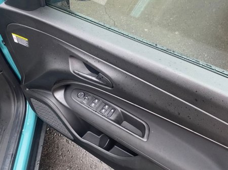 2026 Fiat 600 Dolcevita 1 2 Hybrid Edct €29,995 thumbnail